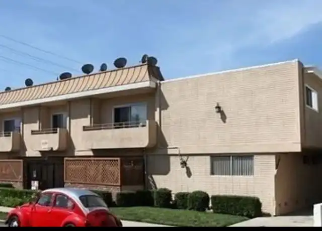 Property at 1755 Granville Ave Unit 5, Los Angeles, CA, 90025, 1 bed, 1 bath, [object Object]