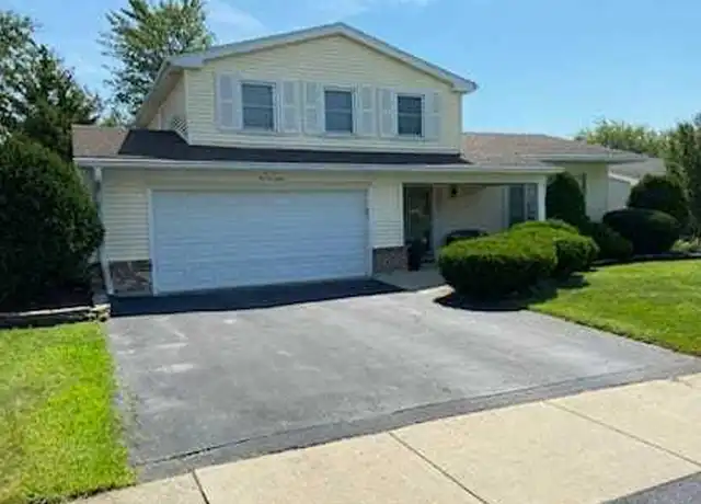 Property at 617 Newport Ave, Westmont, IL, 60559, 3 beds, 2.5 baths, [object Object]