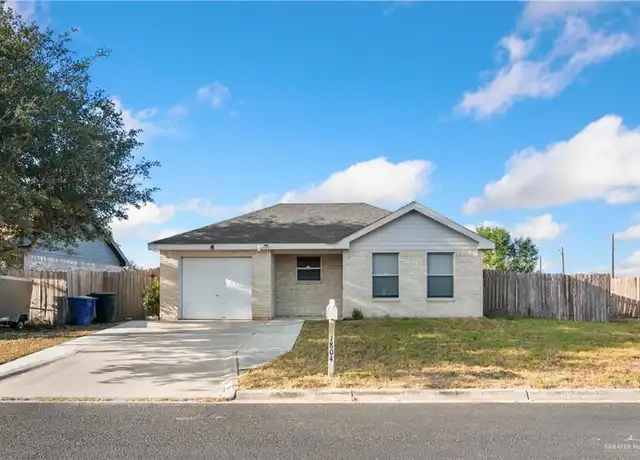 Property at 1804 Grayson Ave, McAllen, TX, 78504, 3 beds, 1 bath, [object Object]