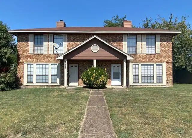 Property at 2928 Stonycroft Dr, Lancaster, TX, 75134, 3 beds, 2.5 baths, [object Object]