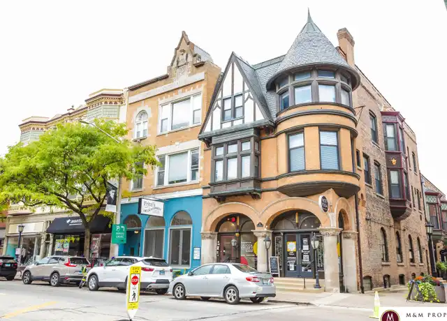 Property at 113 N Oak Park Ave Unit 113-2R, Oak Park, IL, 60301, 2 beds, 1 bath, [object Object]