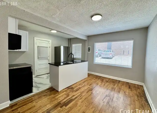 Property at 1112 W 45th St Unit 1112-1, Kansas City, MO, 64111, 1 bed, 1 bath, [object Object]