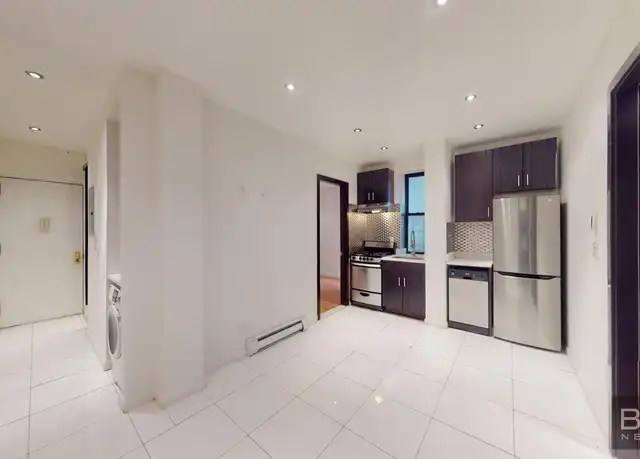 Property at 204 W 108th St Unit 31, New York, NY, 10025, 3 beds, 2 baths, [object Object]