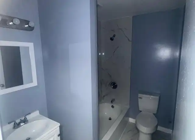 Property at 560 Main St Unit 3B, West Haven, CT, 06516, 1 bed, 1 bath, [object Object]