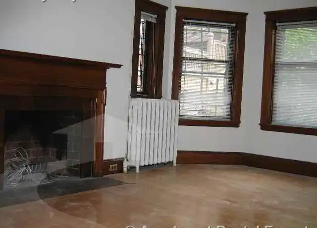 Property at 5 Linnaean St Unit 7, Cambridge, MA, 02138, 1 bed, 1 bath, [object Object]