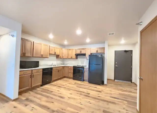 Property at 3600 S Linedrive Ave Unit 108, Sioux Falls, SD, 57110, 1 bed, 1 bath, [object Object]