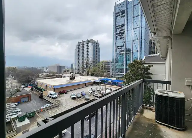 Property at 1074 Peachtree Walk NE Unit B522, Atlanta, GA, 30309, 2 beds, 2 baths, [object Object]