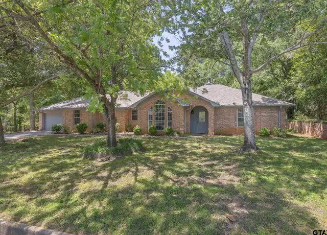Property at 11933 White Deer Trl, Tyler, TX, 75703, 3 beds, 2 baths, [object Object]