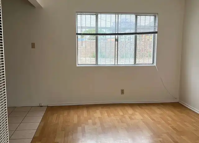 Property at 1142 W 35th St Unit 1144, Los Angeles, CA, 90007, 2 beds, 1 bath, [object Object]