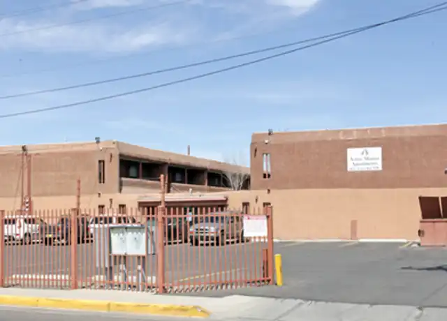 Property at 403 Aztec Rd NW Unit 1AR, Albuquerque, NM, 87107, 1 bed, 1 bath, [object Object]