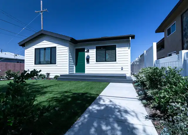 Property at 25030 Oak St Unit 25032-1/2, Lomita, CA, 90717, 3 beds, 2 baths, [object Object]