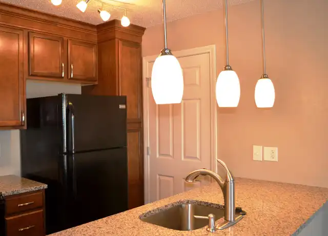 Property at 11115 W 64th Ter Unit 314, Shawnee, KS, 66203, 1 bed, 1 bath, [object Object]