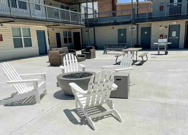 Property at Glen Burnie Town Apartments - 201 Crain Hwy N, Glen Burnie, MD, 21061, 1 bed, 1 bath, [object Object]