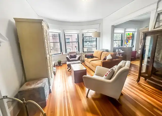 Property at 5 Winchester St Unit 201, Brookline, MA, 02446, 3 beds, 1 bath, [object Object]