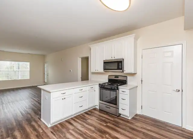 Property at 40 W Main St Unit 233, Lake Zurich, IL, 60047, 2 beds, 2 baths, [object Object]