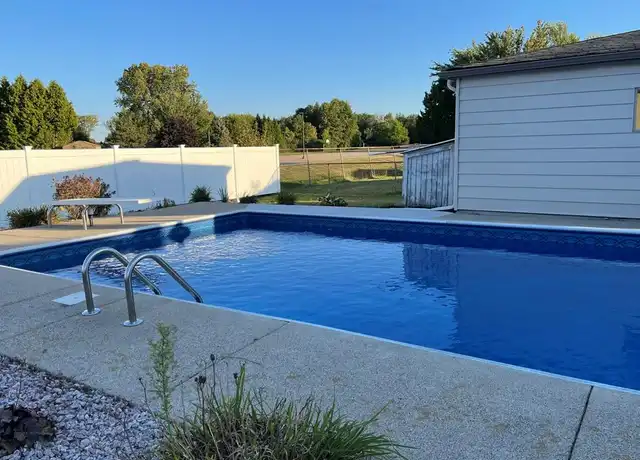 Property at 42104 Jason Dr, Clinton Twp, MI, 48038, 3 beds, 2 baths, [object Object]