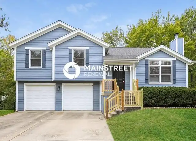 Property at 606 Canter St, Raymore, MO, 64083, 3 beds, 2 baths, [object Object]