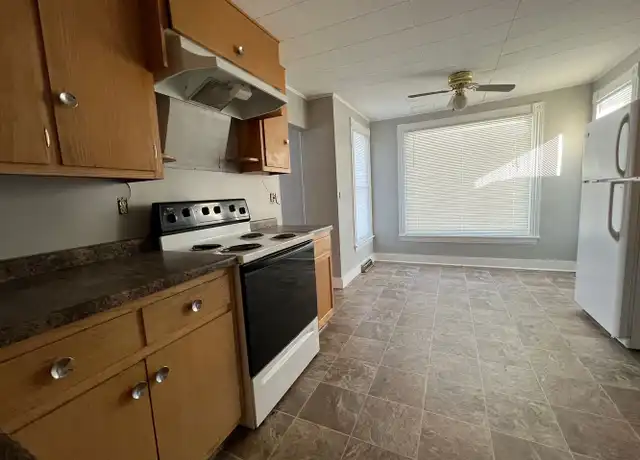 Property at 812 7th Ave S Unit 1, St Cloud, MN, 56301, 4 beds, 2 baths, [object Object]