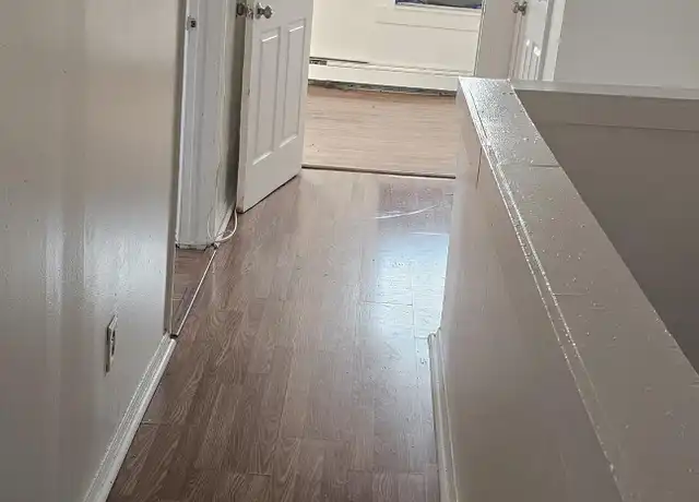 Property at 644 2nd Ave Unit 3, Troy, NY, 12182, 3 beds, 1 bath, [object Object]