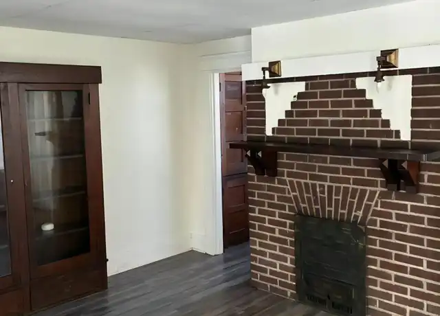 Property at 130 S Spring Ave, Greensburg, PA, 15601, 3 beds, 1 bath, [object Object]