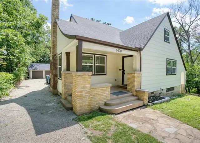 Property at 1408 W Main St, Denison, TX, 75020, 4 beds, 2.5 baths, [object Object]