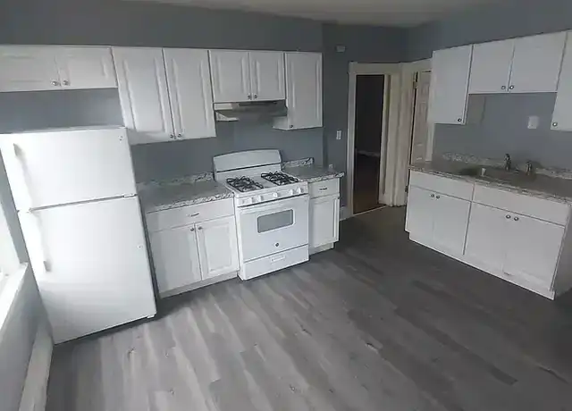 Property at 47 Madison Ave Unit 2, Hartford, CT, 06106, 3 beds, 1 bath, [object Object]