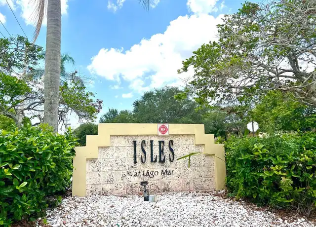 Property at 731 Vista Isles Dr #1526, Plantation, FL, 33325, 1 bed, 1 bath, [object Object]