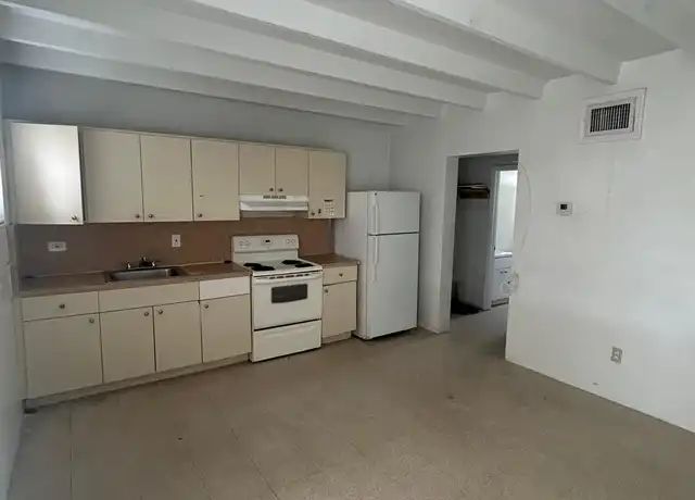 Property at 280 SW 11th Ave Unit 4, Homestead, FL, 33030, 1 bed, 1 bath, [object Object]