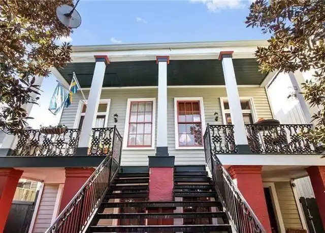 Property at 1020 Josephine St Unit B, New Orleans, LA, 70130, 2 beds, 1 bath, [object Object]