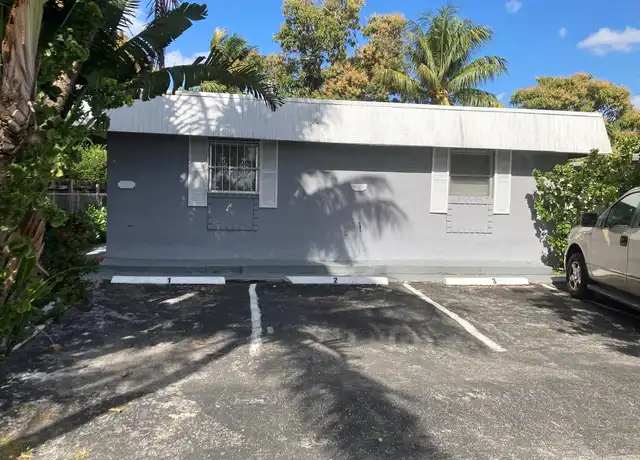 Property at 15 NE 16th Ct Unit 2, Fort Lauderdale, FL, 33305, 3 beds, 2 baths, [object Object]
