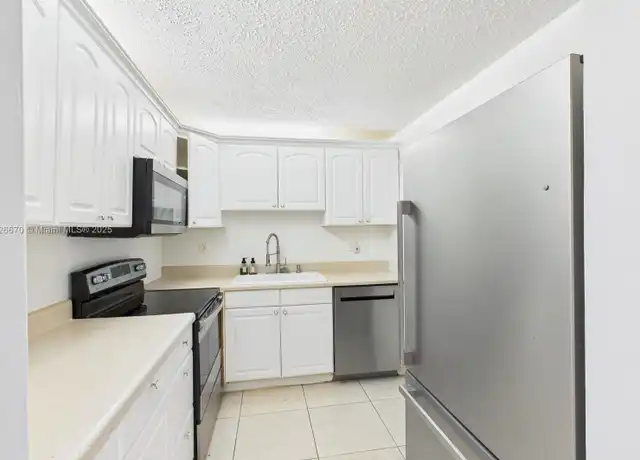 Property at 4113 NW 88th Ave #105, Coral Springs, FL, 33065, 2 beds, 1 bath, [object Object]