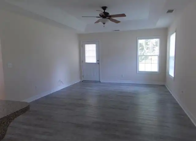 Property at 305 Sterling Ct, Statesboro, GA, 30458, 3 beds, 2 baths, [object Object]