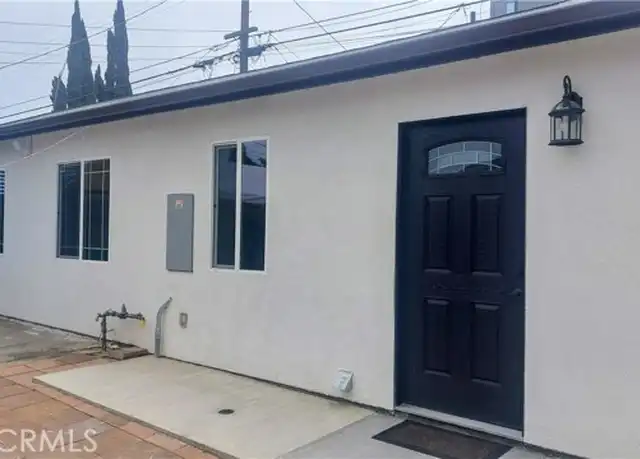 Property at 8914 Moonbeam Ave, Panorama City, CA, 91402, 2 beds, 1 bath, [object Object]