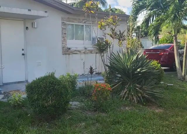 Property at 4795 NW 42nd St Unit B, Lauderdale Lakes, FL, 33319, 0 beds, 1 bath, [object Object]