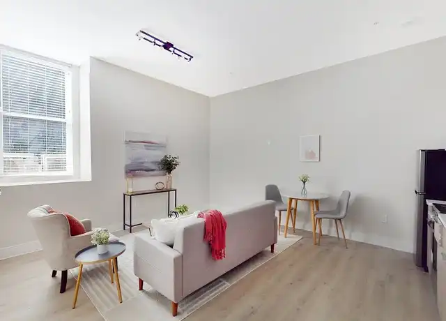 Property at 33 Hermon St, Worcester, MA, 01610, 0-1 beds, 1 bath, [object Object]