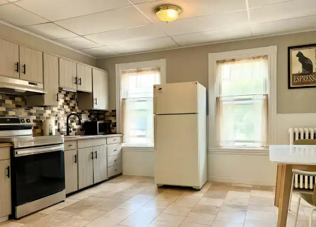 Property at 14 Smythe St Unit 3, Brookline, MA, 02445, 2 beds, 1 bath, [object Object]