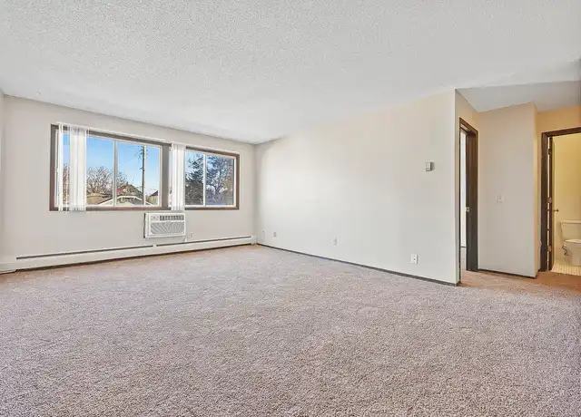 Property at Hennepin Apartments - 1319 E Hennepin Ave, Minneapolis, MN, 55414, 1 bed, 1 bath, [object Object]