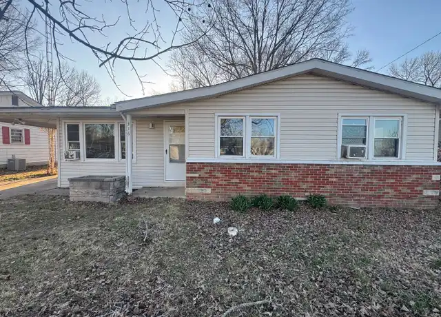 Property at 316 S Crestview Ln, Carbondale, IL, 62901, 3 beds, 1 bath, [object Object]