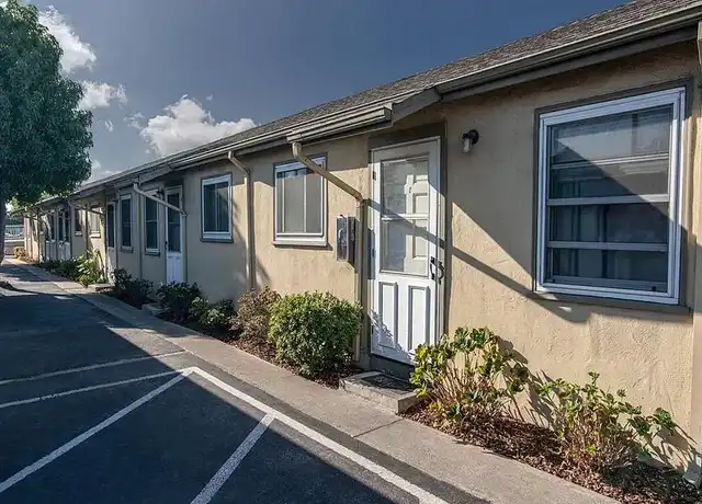 Property at Chestnut & Hedding Apartments - 911 Chestnut St, San Jose, CA, 95110, 1 bed, 1 bath, [object Object]