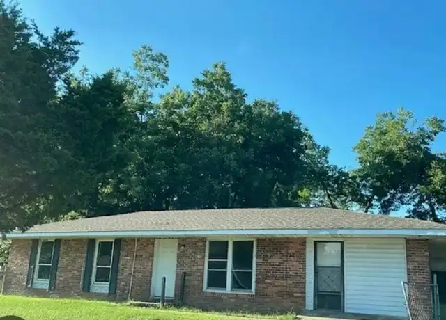 Property at 117 Cascade Cir, Dublin, GA, 31021, 3 beds, 1.5 baths, [object Object]