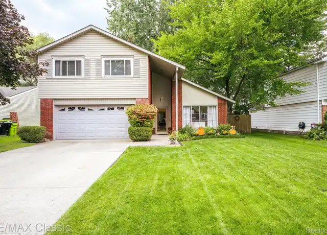 Property at 24323 Pinecrest St, Novi, MI, 48375, 4 beds, 2 baths, [object Object]