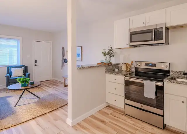 Property at The Becton Apartments - 3101 Lafayette Ave, St. Louis, MO, 63104, 1 bed, 1 bath, [object Object]