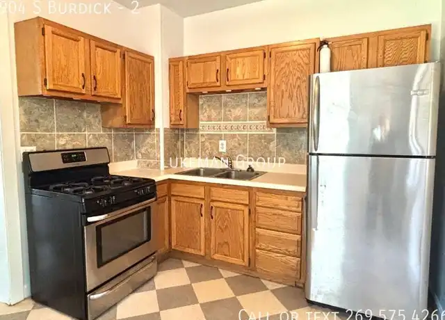 Property at 904 S Burdick St Unit 2, Kalamazoo, MI, 49001, 2 beds, 1 bath, [object Object]