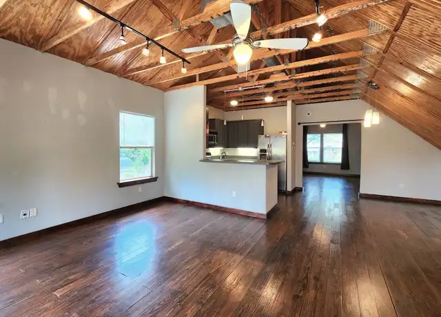 Property at 2416 White Oak Dr Unit B, Houston, TX, 77009, 1 bed, 1 bath, [object Object]