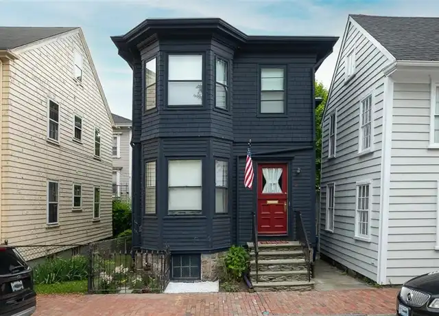 Property at 7 Division St, Newport, RI, 02840, 3 beds, 1.5 baths, [object Object]