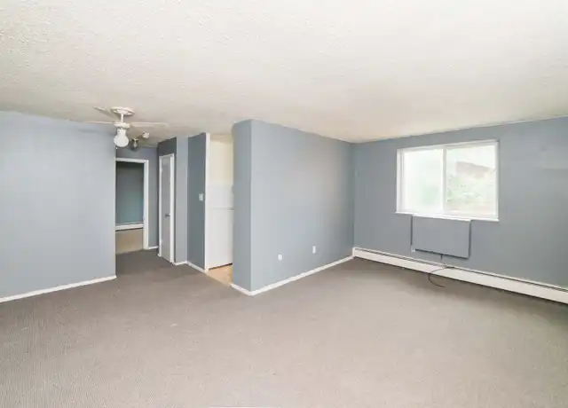 Property at 283 Moon Clinton Rd Unit 10B, Moon Twp, PA, 15108, 2 beds, 1 bath, [object Object]
