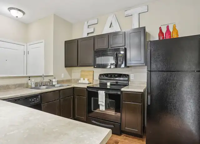 Property at 1058 Enclave Blvd, Edwardsville, IL, 62025, 3 beds, 3 baths, [object Object]