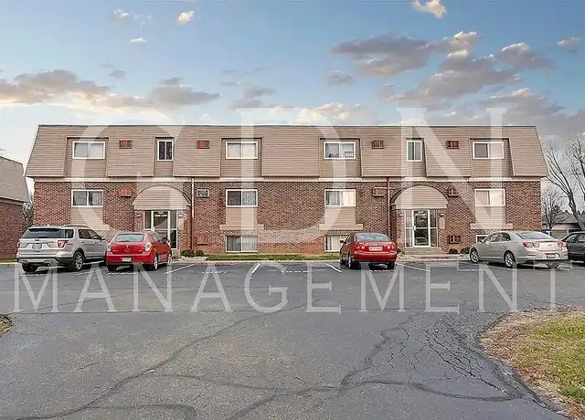 Property at 1077 Frederick Dr, Xenia, OH, 45385, 1-2 bed, 1 bath, [object Object]