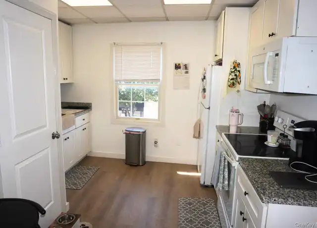 Property at 63 Grand Ave Unit 1A, Massapequa, NY, 11758, 1 bed, 1 bath, [object Object]