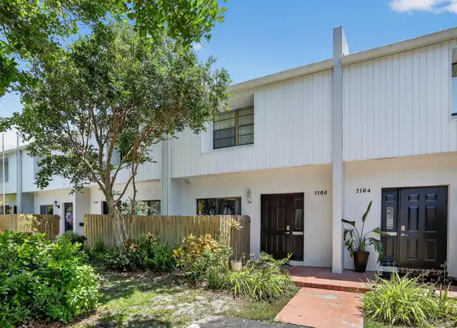 Property at 2106 NE 44th St, Lighthouse Point, FL, 33064, 2 beds, 2.5 baths, [object Object]